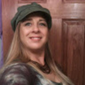 Meet your Posher, Candeana